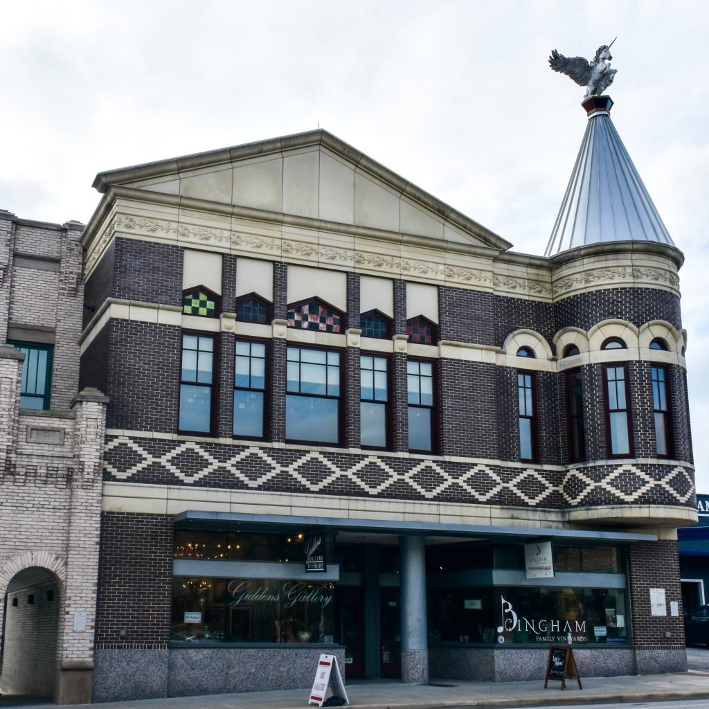 Bingham Family Vineyards Grapevine exterior photo