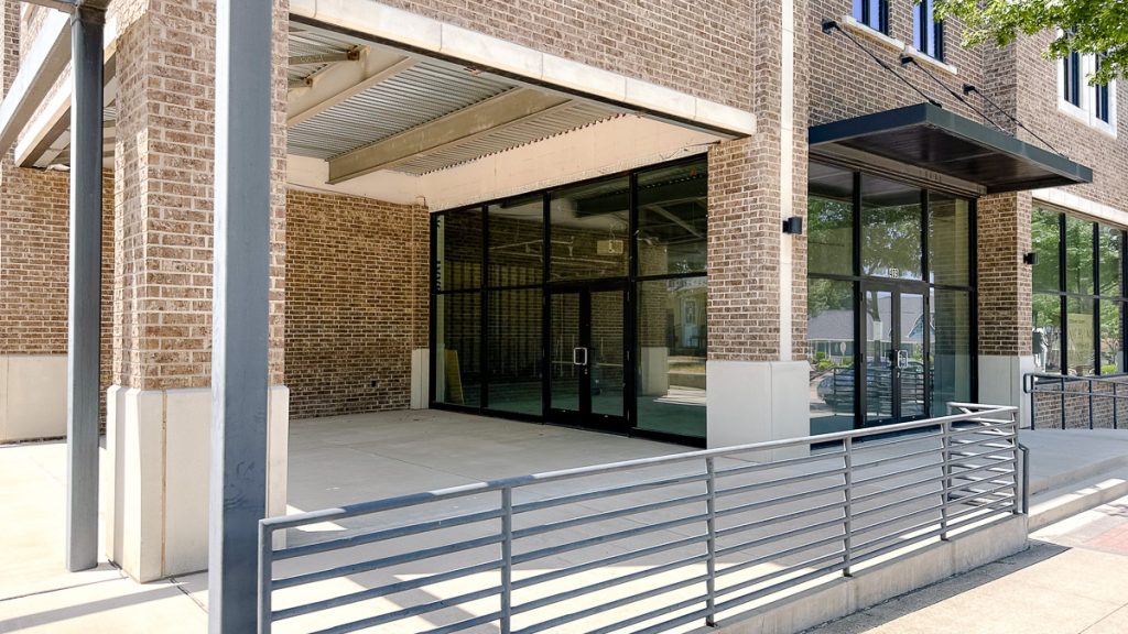 230727_JennChaseRoanokeconstruction_009-1200-web-16x9 | Bingham Family Vineyards Bingham Family Vineyards Roanoke construction before opening