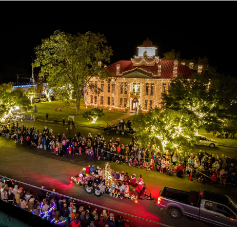 light spectacular 2 | Bingham Family Vineyards Building with Christmas lights. Johnson City, Texas. Light Spectacular