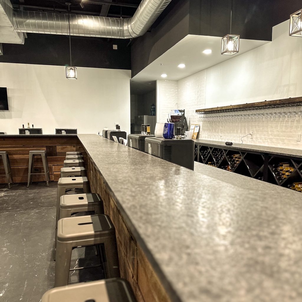 24.01.11_Jenn.Chase.Roanoke_027.1200.web.1x1 | Bingham Family Vineyards tasting bar at Bingham Family Vineyards, Roanoke, Texas, tasting room