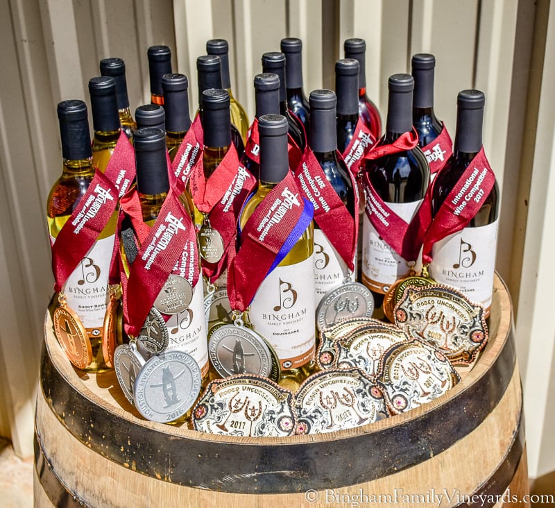 2017HoustonAwardswbottles | Bingham Family Vineyards Bingham Family Vineyards 2017 Houston Rodeo Uncorked Awards and Buckles
